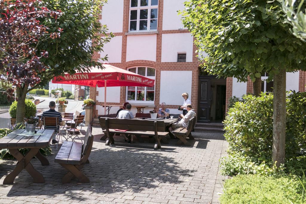 Gasthaus Hotel Pfeifferling Wolfhagen Exterior photo